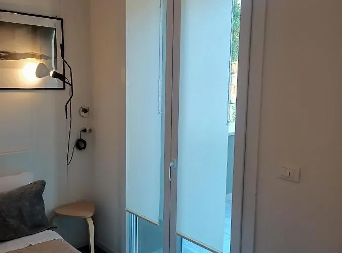 House * Bolonia