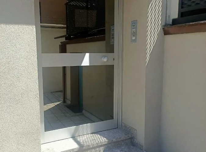 House * Bolonia